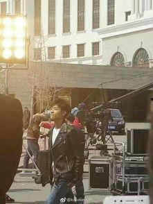 最新爆料拍摄现场,幕后英雄的辛勤付出与精彩瞬间 第3张 最新爆料拍摄现场,幕后英雄的辛勤付出与精彩瞬间 第3张